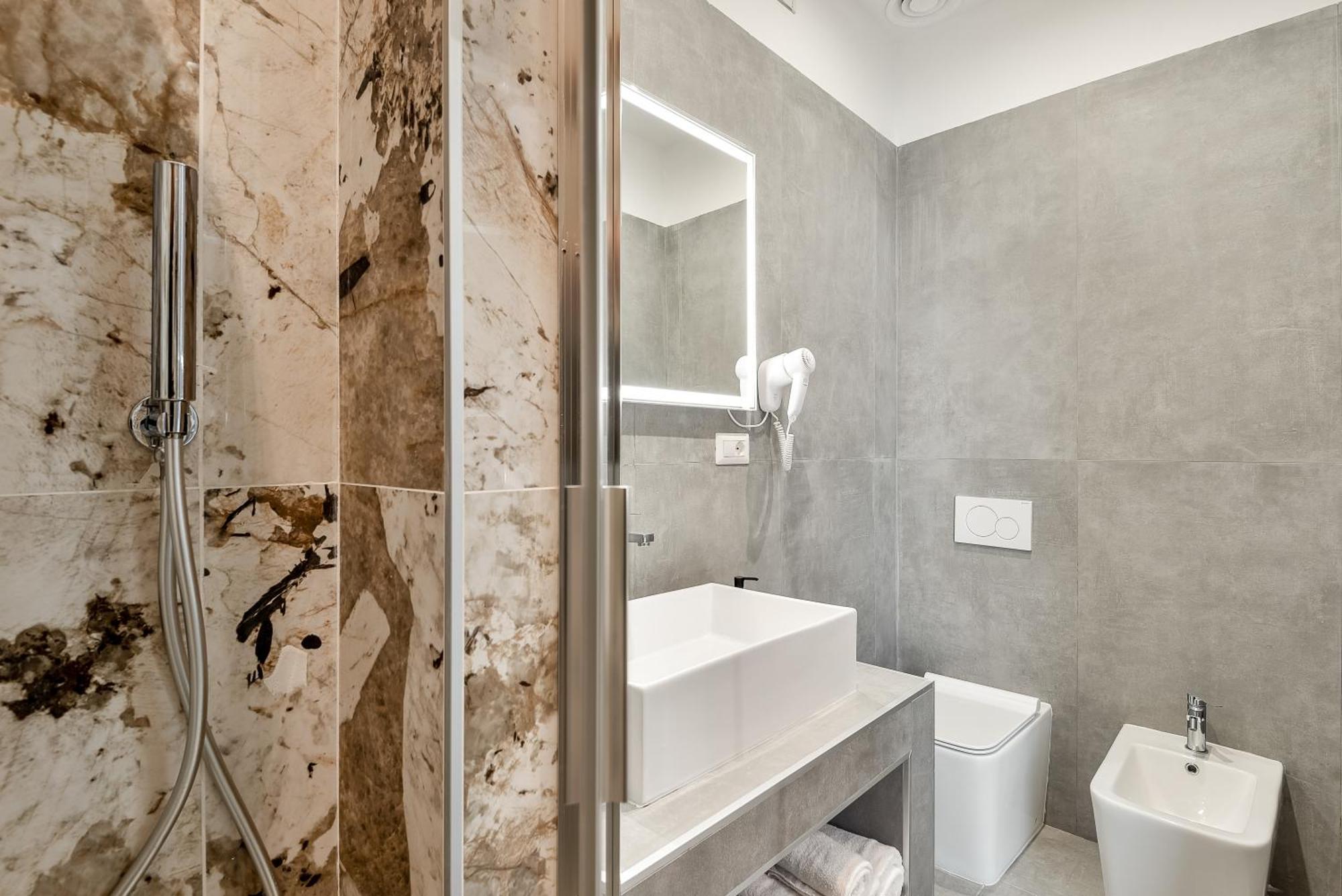 Home 501 Guest House - La Spezia Luaran gambar