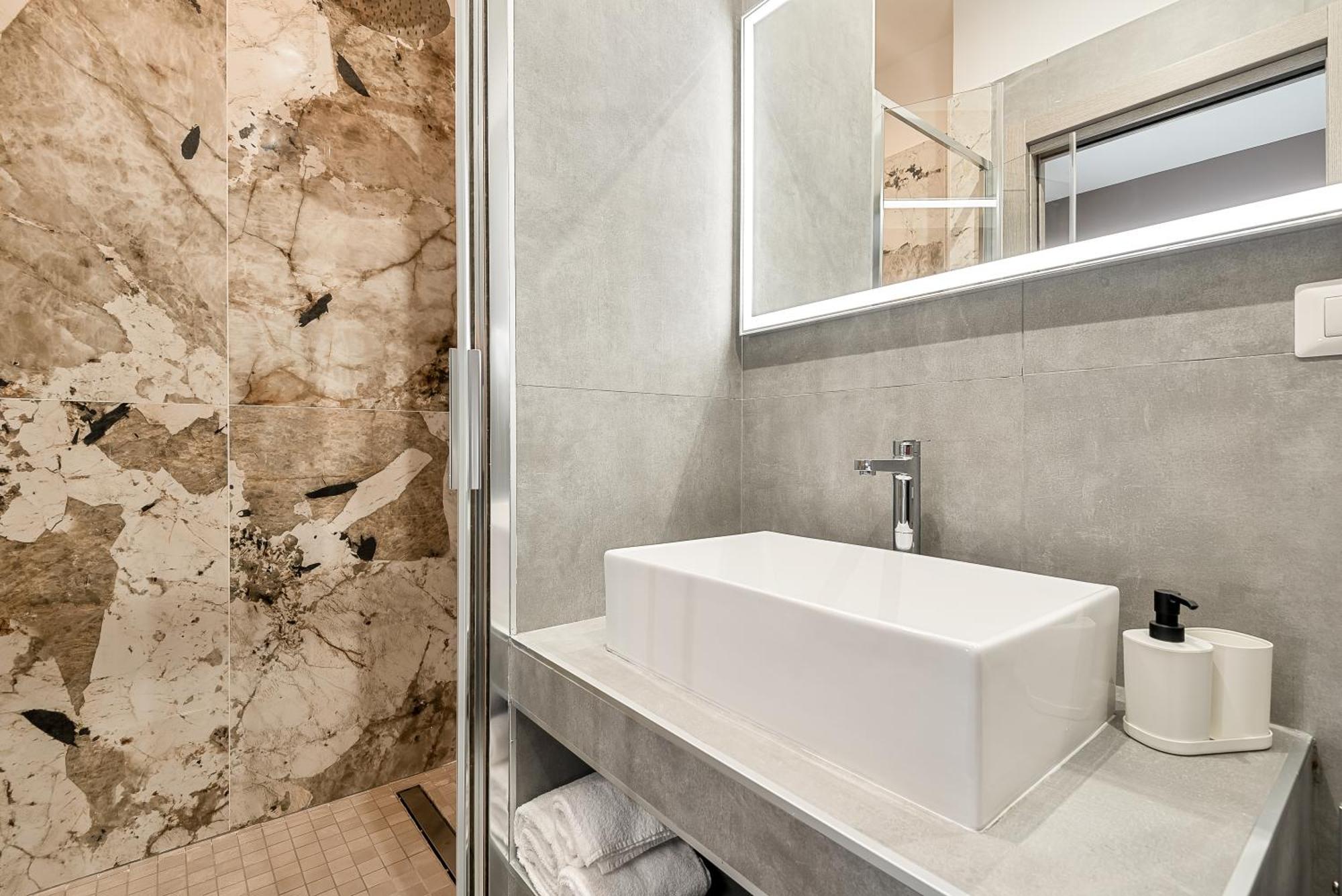 Home 501 Guest House - La Spezia Luaran gambar